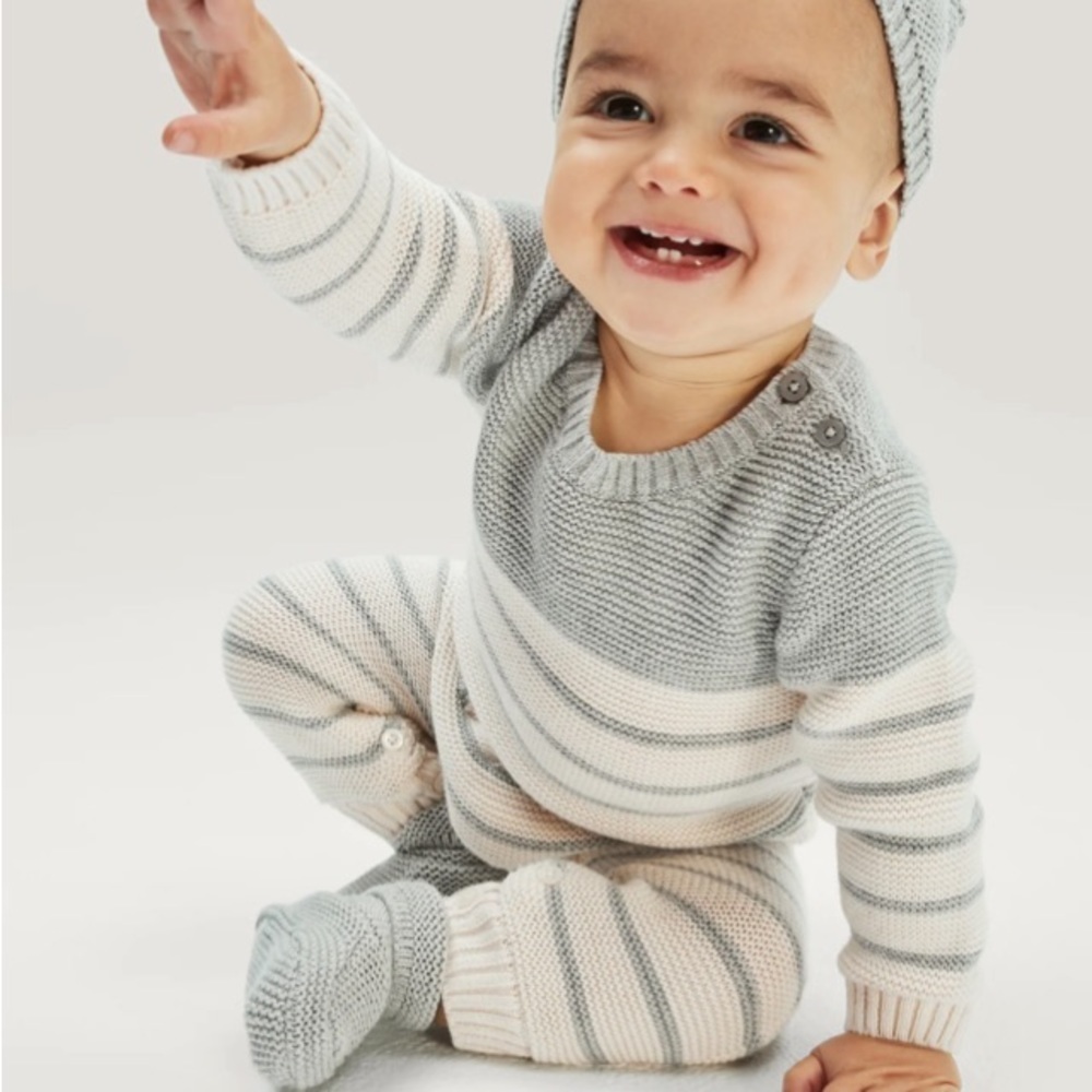 Gap baby Brannan stripe one piece size 6 - 12 m